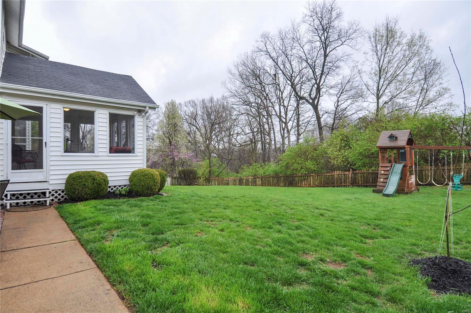 762 Strafford Ridge Drive Ballwin, MO 63021 - Photo 53 of 56 Gallery Image 53