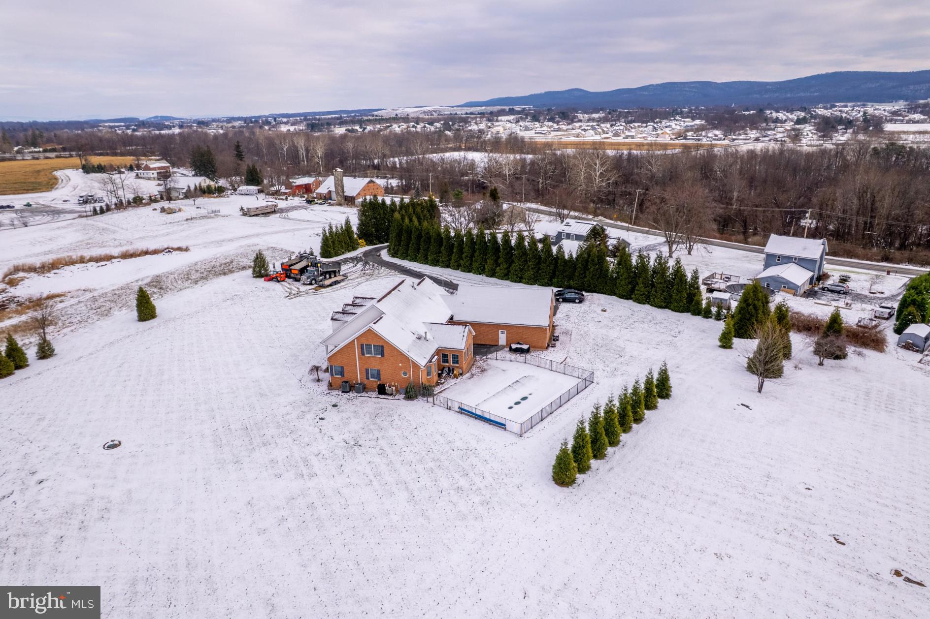 1709 Ragged Edge Road Chambersburg, PA 17202 - Photo 54 of 69 Gallery Image 54