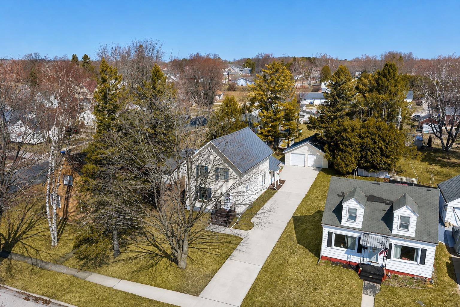 219 Rolland Street Algoma, WI 54201 - Photo 26 of 32
