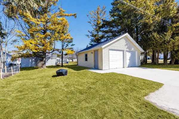 $324,900 | 219 Rolland Street, Algoma, WI 54201