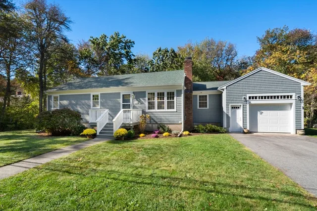 $625,000 | 28 Brant Beach Avenue, Mattapoisett, MA 02739