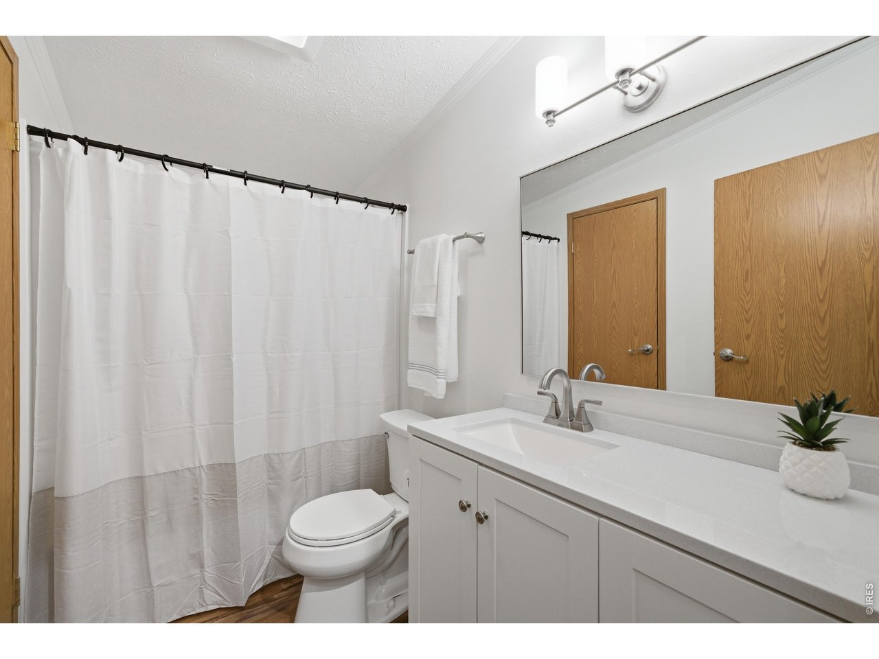 108 East Douglas Road Fort Collins, CO 80524 - Photo 25 of 38 Hall bath