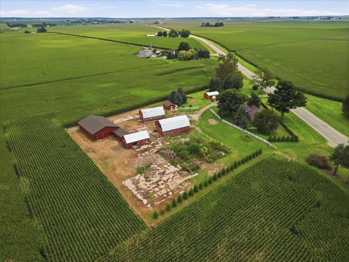 9896 Lincoln Road Morrison, IL 61270 - Photo 21 of 27 Gallery Image 21