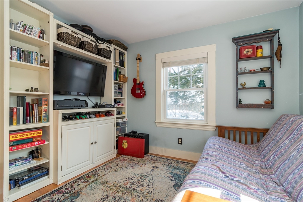 64 Curve Street Wellesley, MA 02482 - Photo 18 of 29 Gallery Image 18