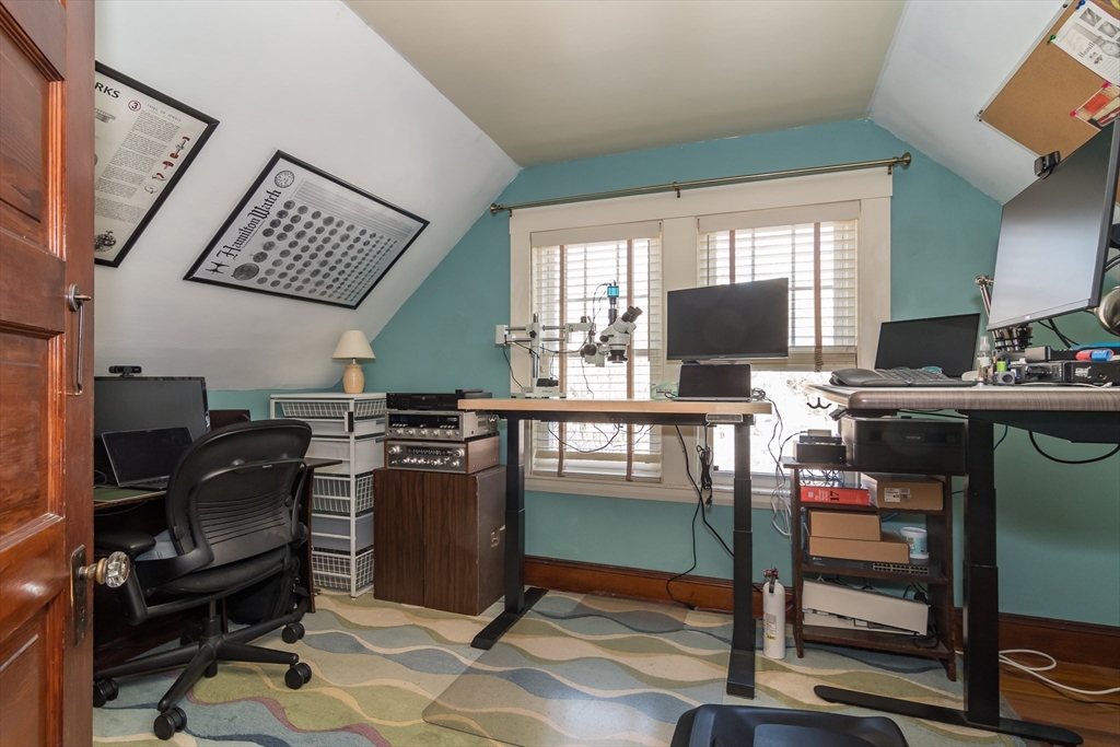 64 Curve Street Wellesley, MA 02482 - Photo 24 of 29 Gallery Image 24