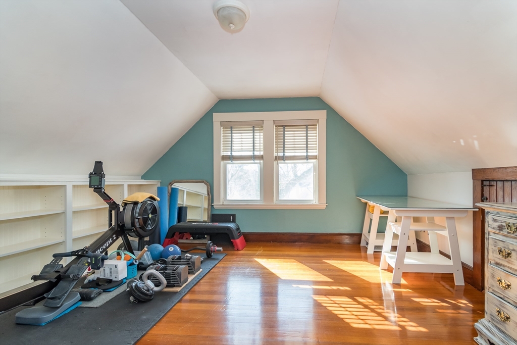 64 Curve Street Wellesley, MA 02482 - Photo 25 of 29 Gallery Image 25