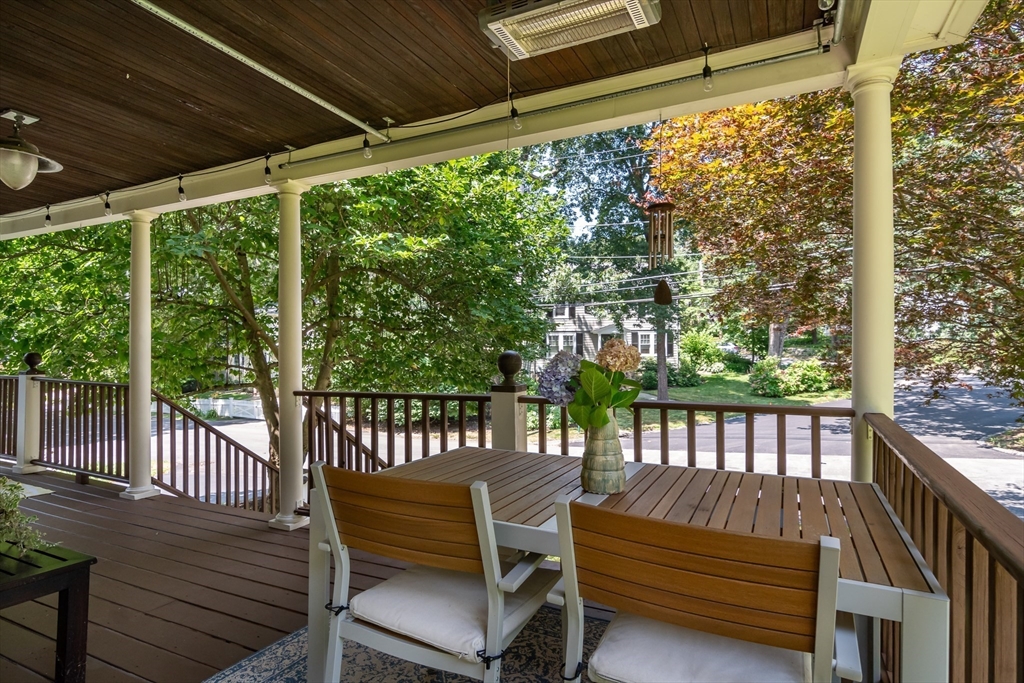 64 Curve Street Wellesley, MA 02482 - Photo 4 of 29 Gallery Image 4