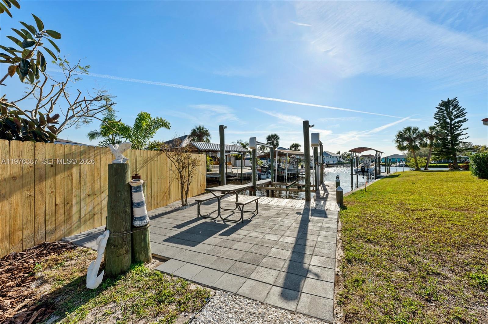 105 12th Street Southwest Ruskin, FL 33570 - Photo 3 of 89