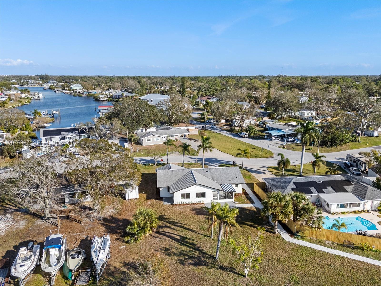 105 12th Street Southwest Ruskin, FL 33570 - Photo 88 of 89 an aerial view of a city