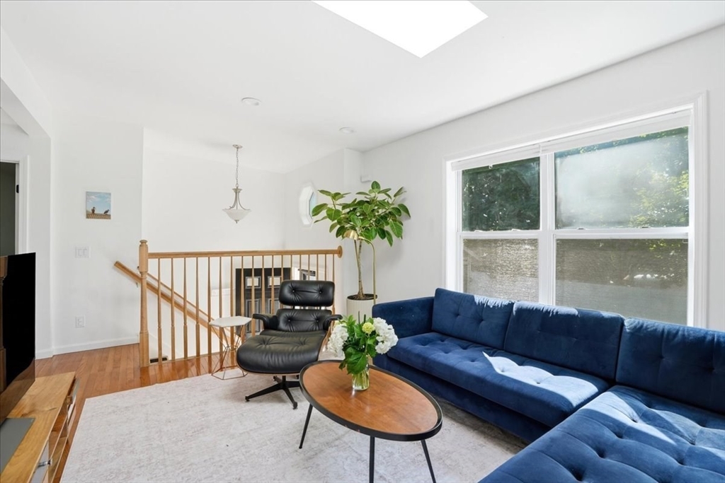 111 Wompatuck Road Hingham, MA 02043 - Photo 6 of 25