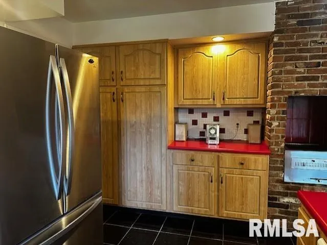 $159,900 | 12 Newland Lane, Jacksonville, IL 62650