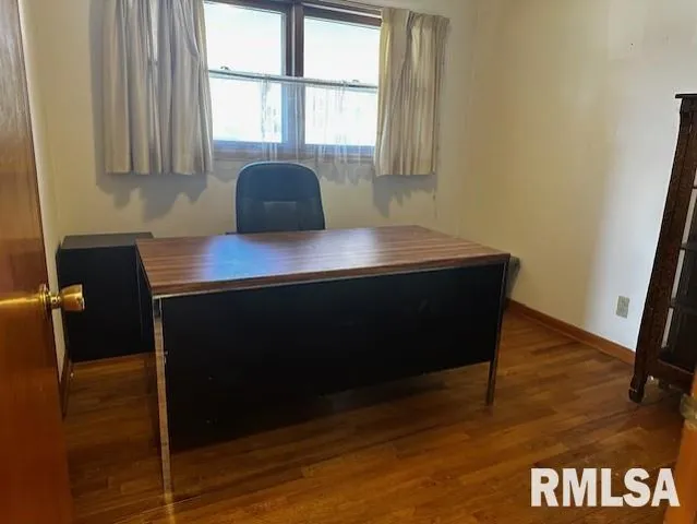 $159,900 | 12 Newland Lane, Jacksonville, IL 62650