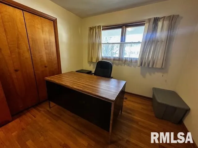 $159,900 | 12 Newland Lane, Jacksonville, IL 62650