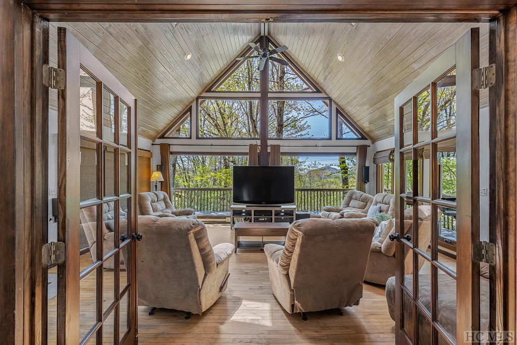 118 Eagle Ridge Road Sapphire, NC 28774 - Photo 1 of 44 Gallery Image 1