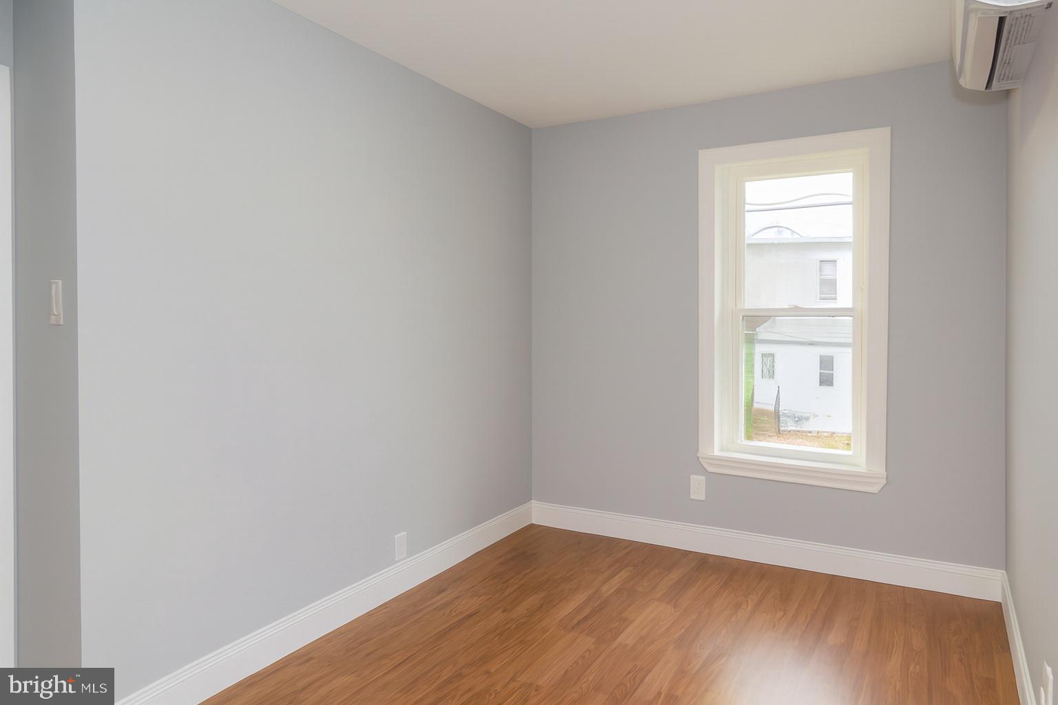 6774 Marsden Street Philadelphia, PA 19135 - Photo 17 of 25