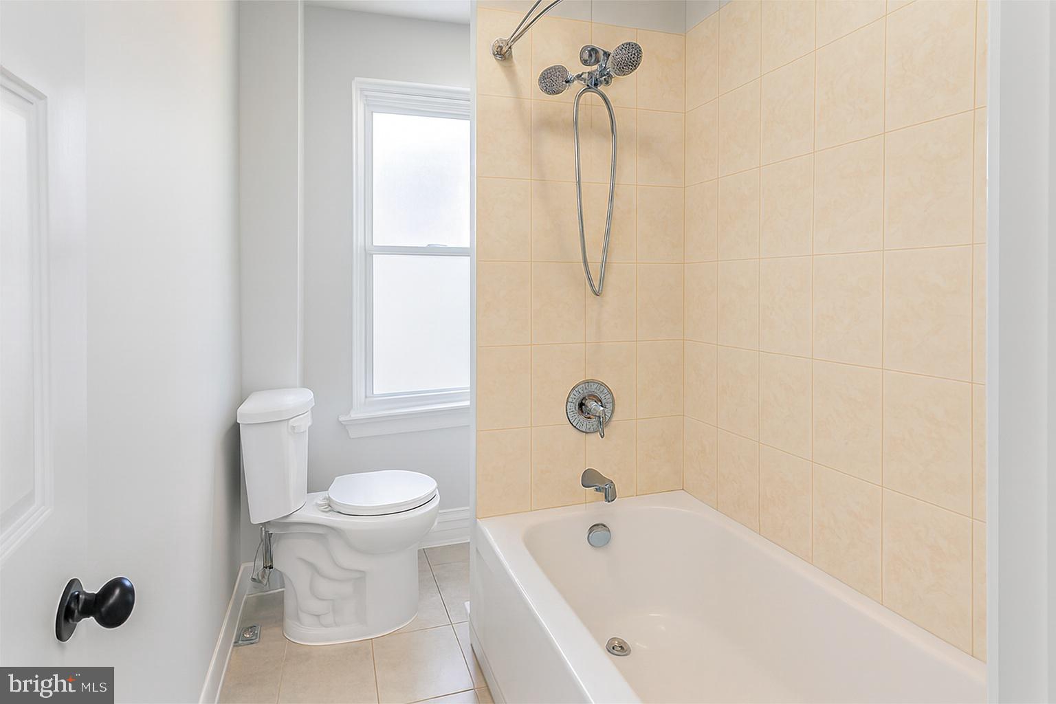 6774 Marsden Street Philadelphia, PA 19135 - Photo 18 of 25