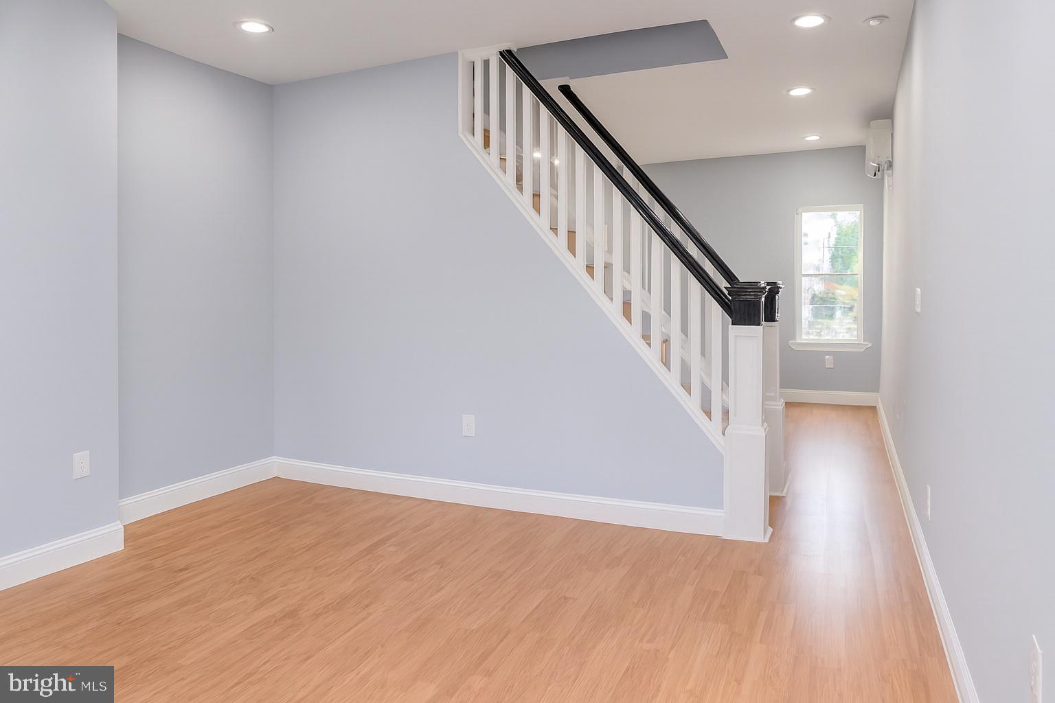 6774 Marsden Street Philadelphia, PA 19135 - Photo 2 of 25