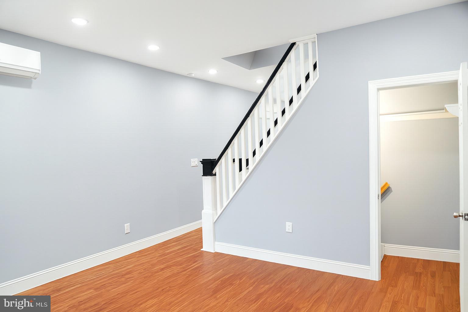 6774 Marsden Street Philadelphia, PA 19135 - Photo 6 of 25