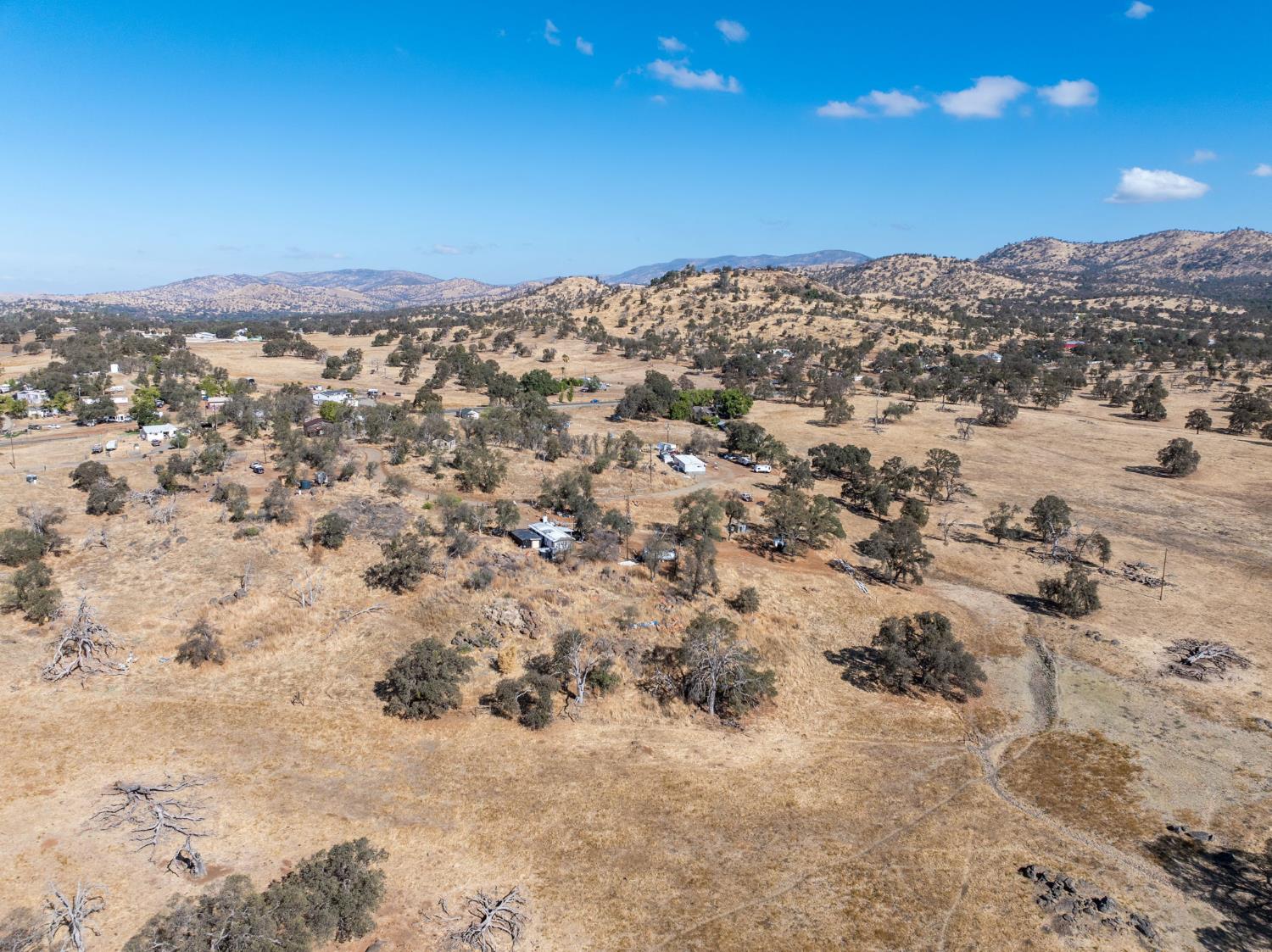 4963 Valley Lane Catheys Valley, CA 95306 - Photo 27 of 40 a view of a building