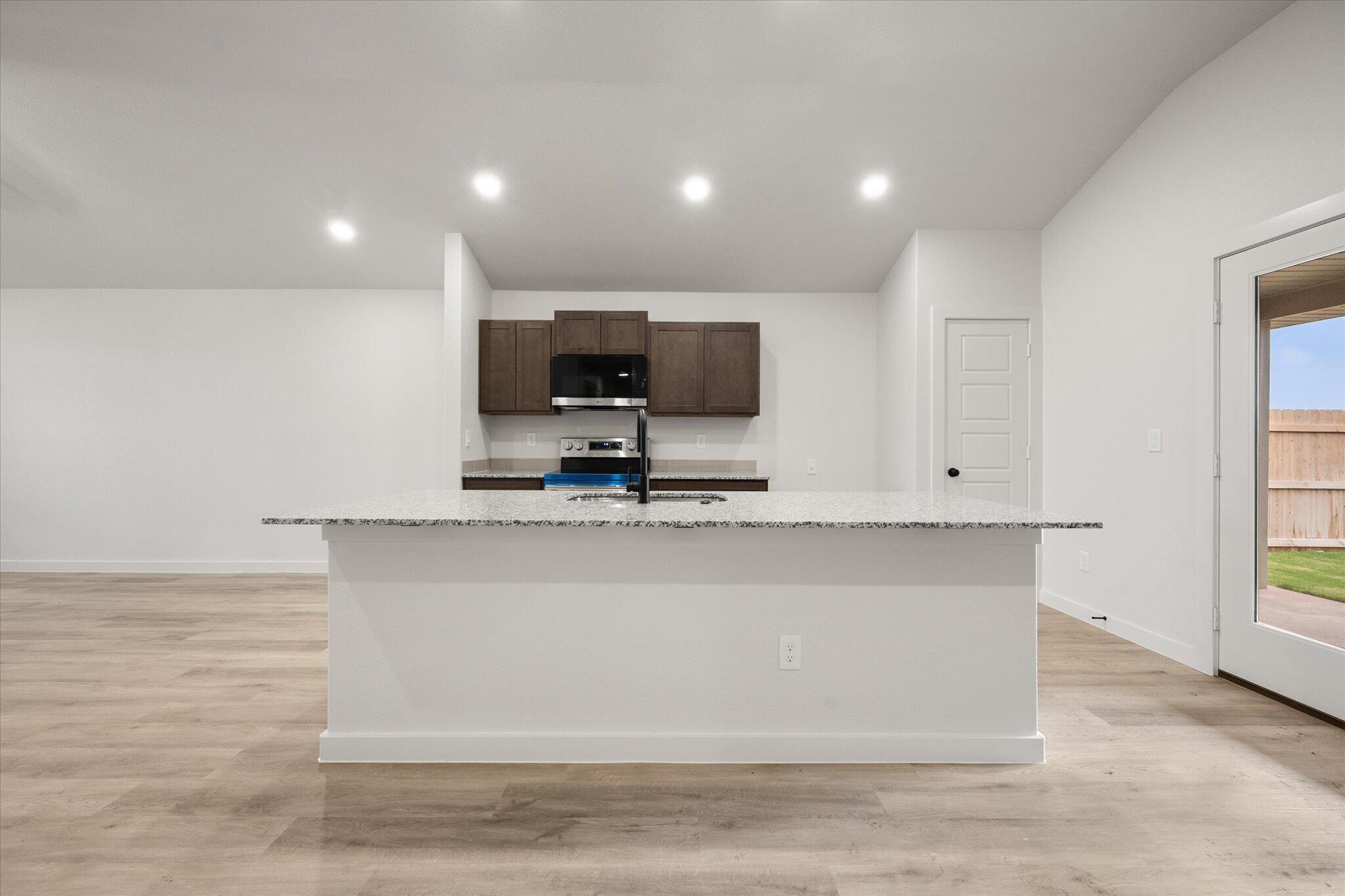 5630 Rice Street Lubbock, TX 79416 - Photo 8 of 23 09-5630 Rice1589