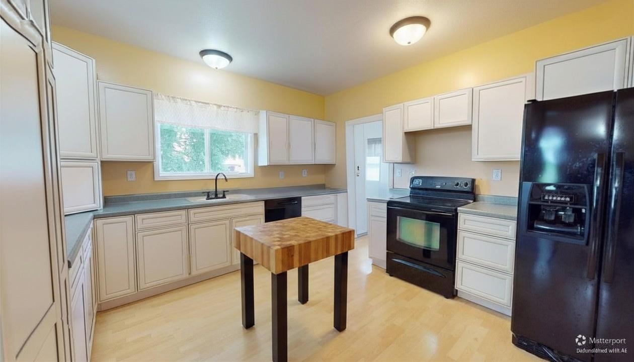 8611 South Wise Road Shepherd, MI 48883 - Photo 5 of 36