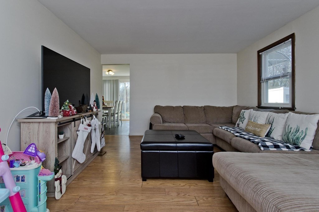 8 Timothy Circle Springfield, MA 01119 - Photo 26 of 42
