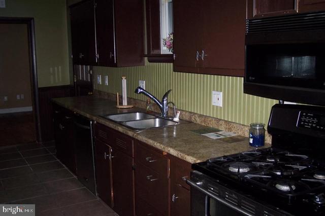 4316 Lakeview Road Harrisburg, PA 17112 - Photo 13 of 25 Gallery Image 13