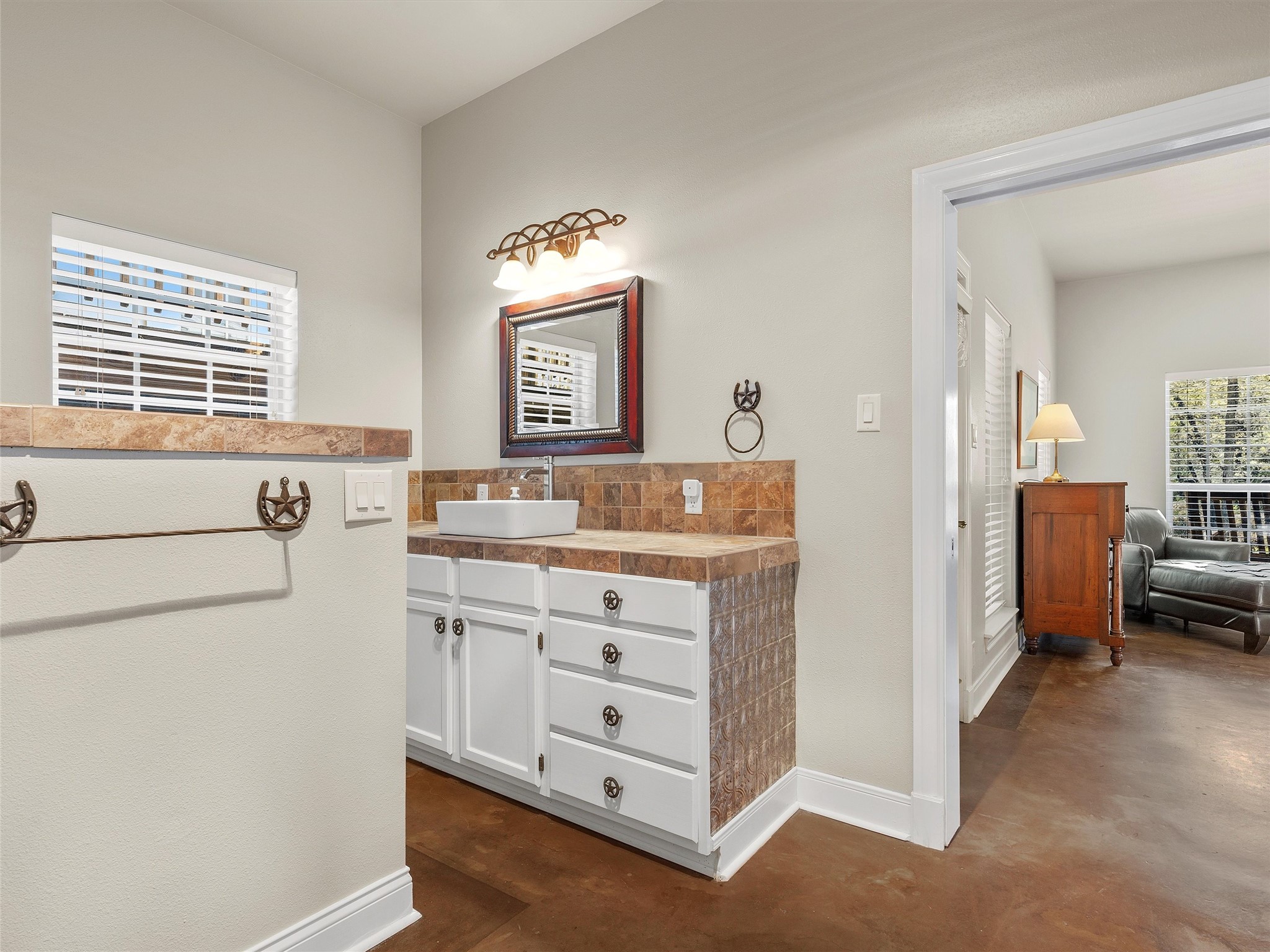 321 Red Rock Ranch Road Red Rock, TX 78662 - Photo 25 of 39