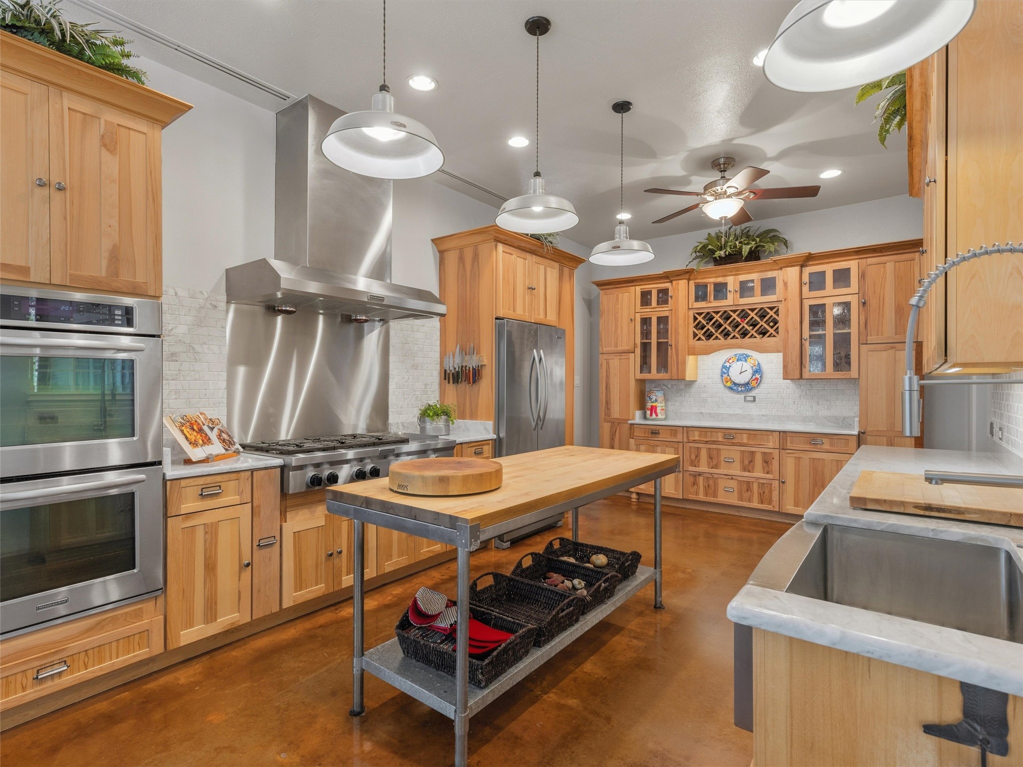 321 Red Rock Ranch Road Red Rock, TX 78662 - Photo 9 of 39