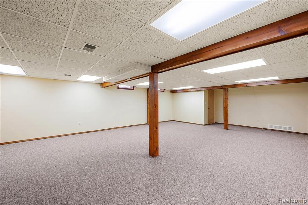 2251 Highsplint Drive Rochester Hills, MI 48307 - Photo 37 of 68