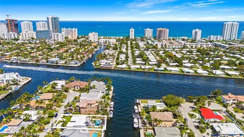 $1,800,000 | 2548 Southeast 12th Street, Pompano Beach, FL 33062