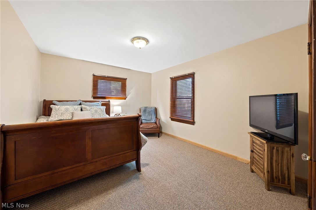 2551 Eaton Road University Heights, OH 44118 - Photo 17 of 35
