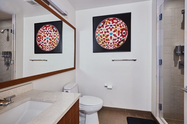 $1,915,000 | 580 Washington Street, Unit 202, Boston, MA 02111