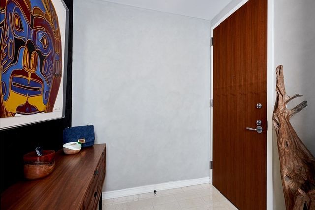 $1,915,000 | 580 Washington Street, Unit 202, Boston, MA 02111