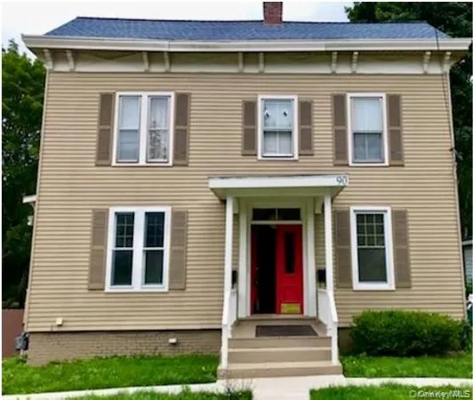 $2,450 | 90 Innis Avenue, Poughkeepsie, NY 12601