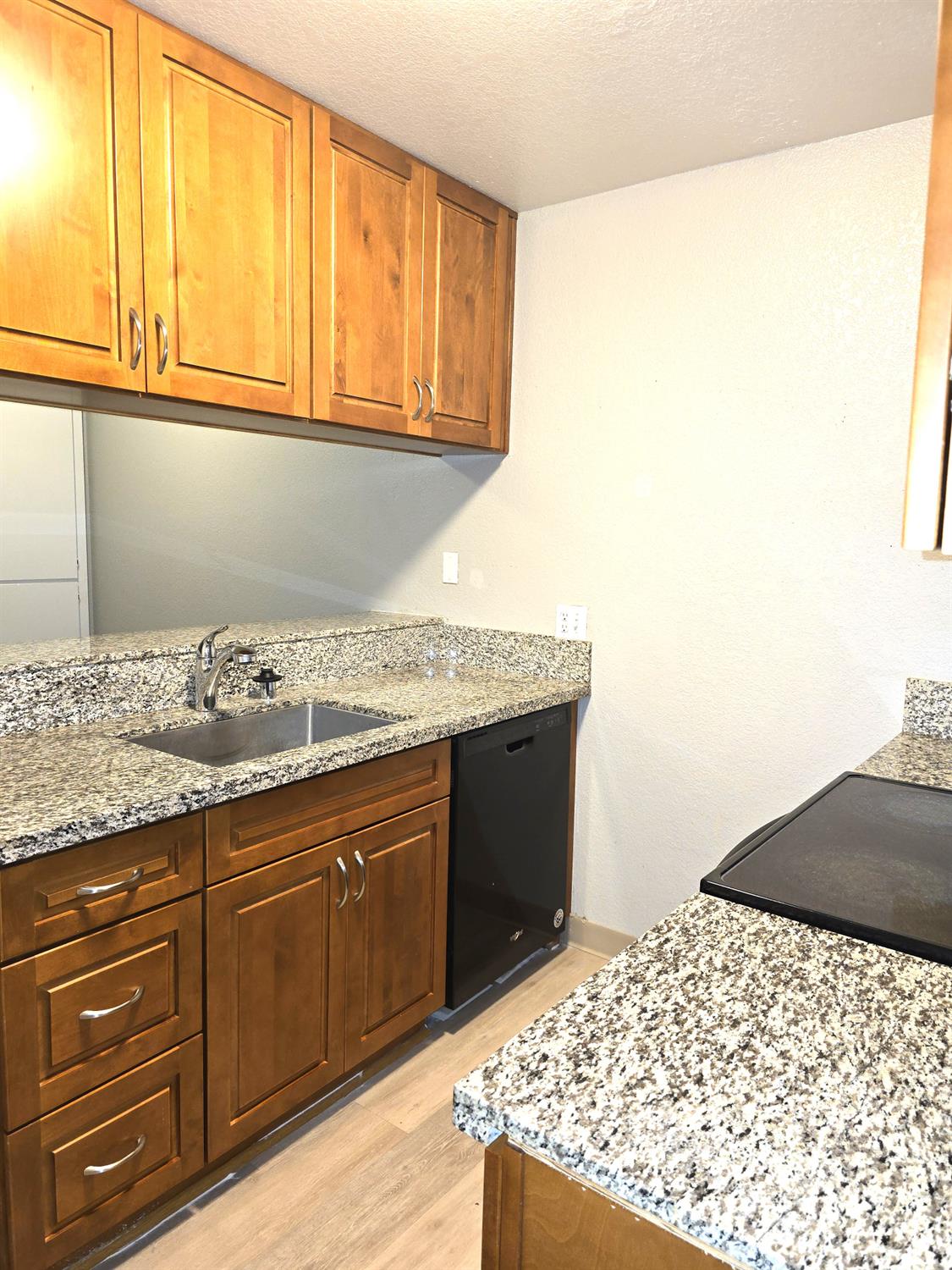 3941 Madison Avenue, Unit 111 North Highlands, CA 95660 - Photo 6 of 13