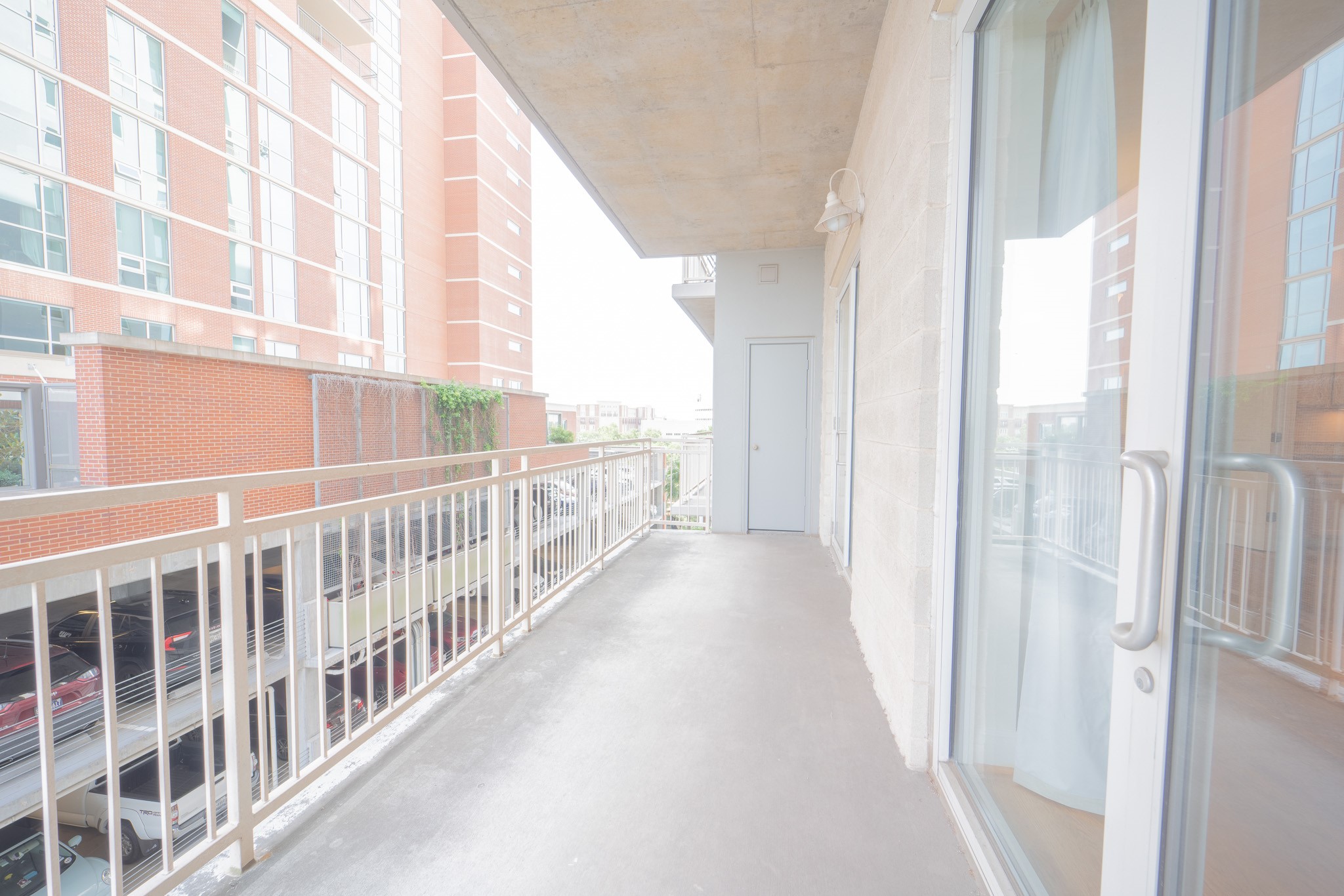 2520 Robinhood Street, Unit 505 Houston, TX 77005 - Photo 18 of 37 a view of a balcony