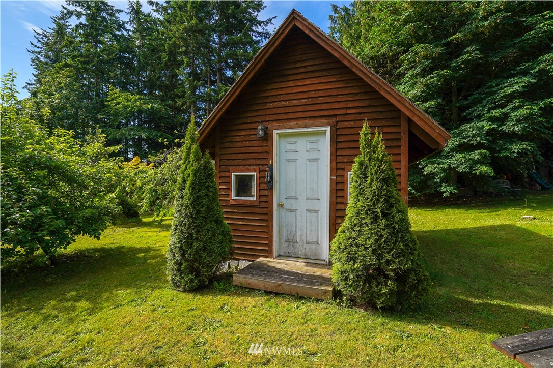 755 Ell Road Camano Island, WA 98282 - Photo 11 of 22 Gallery Image 11