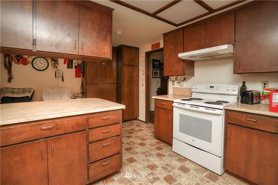 755 Ell Road Camano Island, WA 98282 - Photo 4 of 22 Gallery Image 4