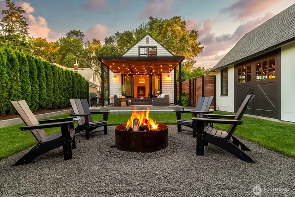 $1,100,000 | 385 South 1st Avenue, Walla Walla, WA 99362