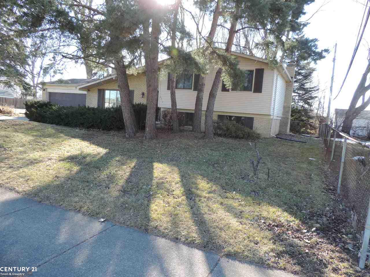 33633 Ryan Road Sterling Heights, MI 48310 - Photo 3 of 29