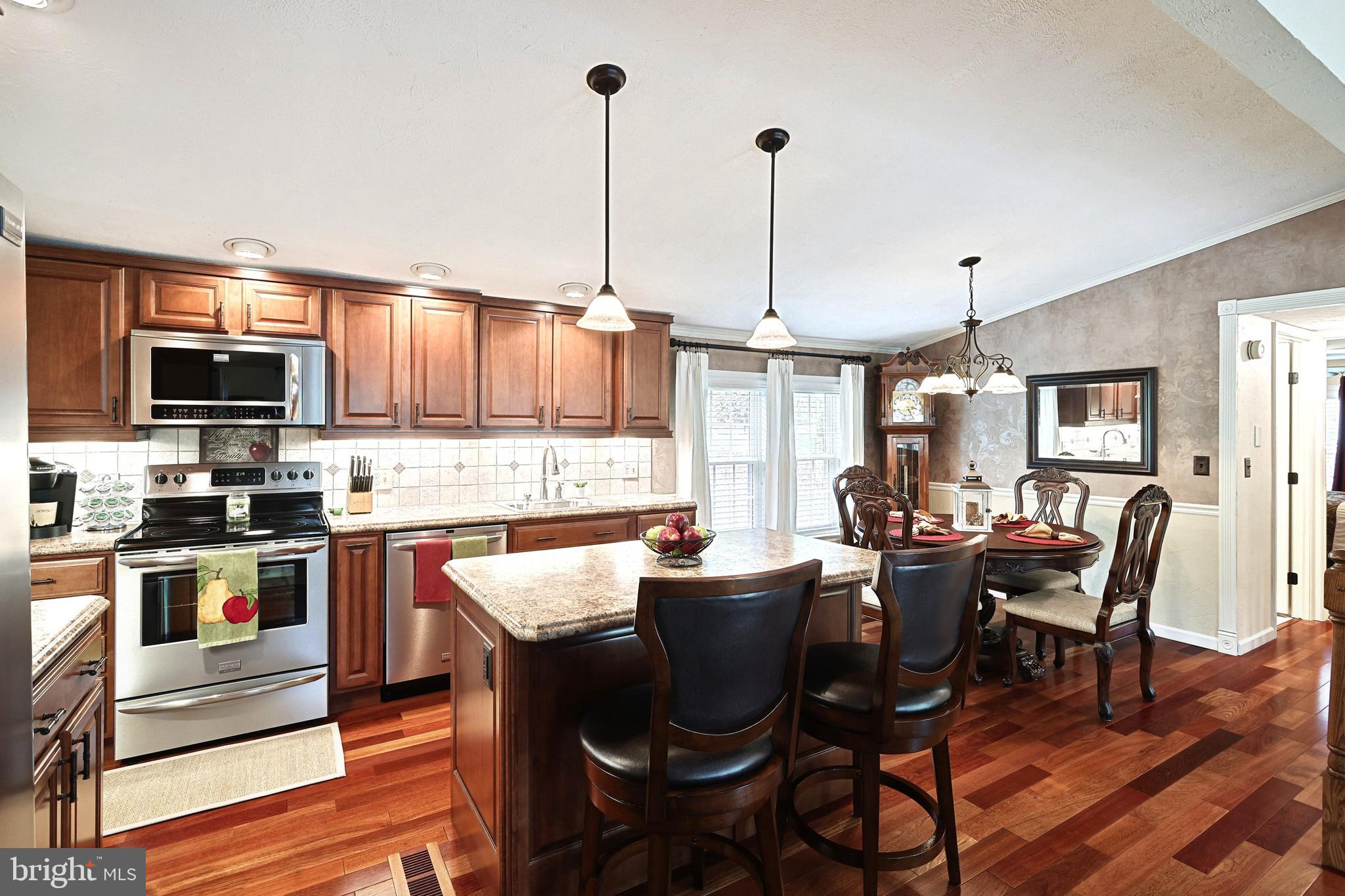 520 Dellinger Road Mount Wolf, PA 17347 - Photo 8 of 61 Maple Cabinets