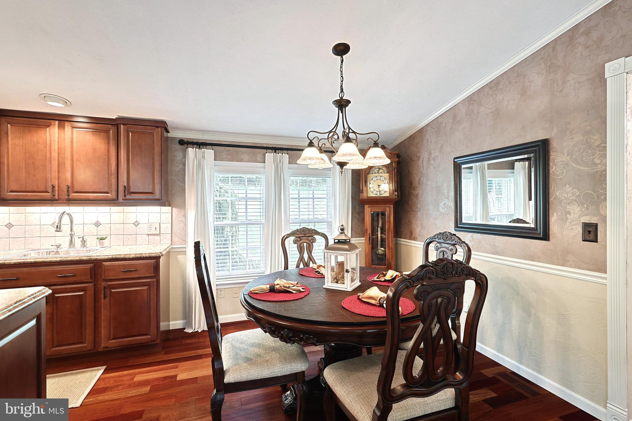 520 Dellinger Road Mount Wolf, PA 17347 - Photo 10 of 61 Dining Area