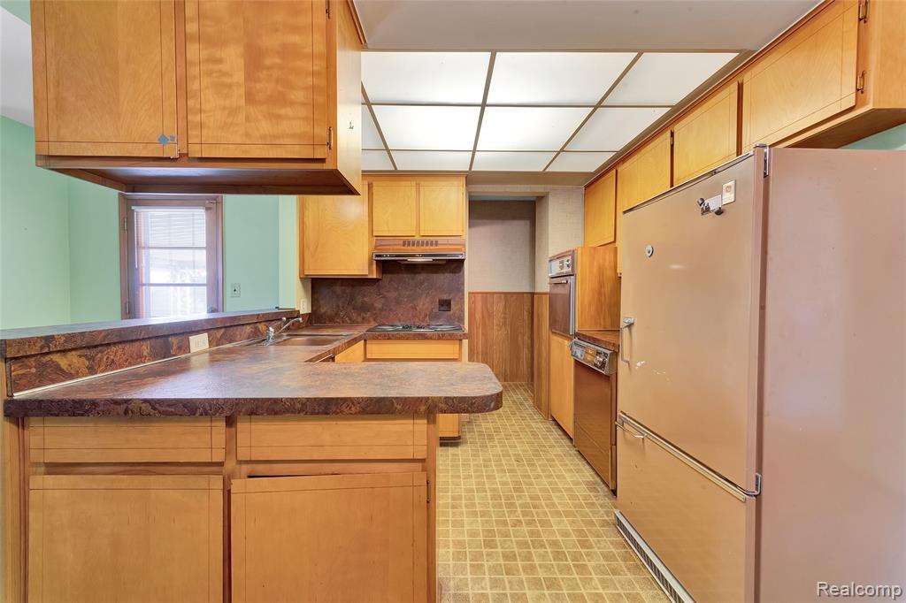 28644 Grobbel Warren, MI 48092 - Photo 23 of 55