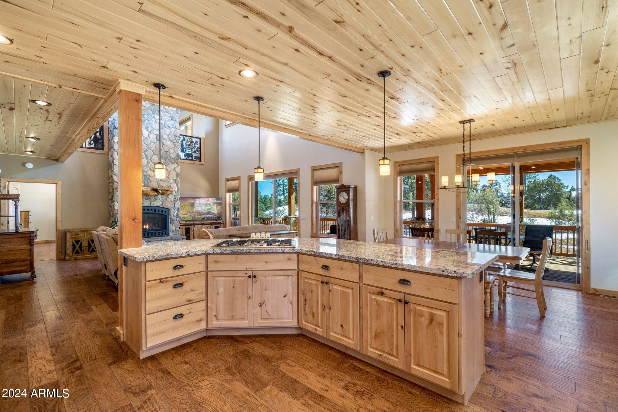 101 South Falling Leaf Road Show Low, AZ 85901 - Photo 15 of 52 Kitchen Island