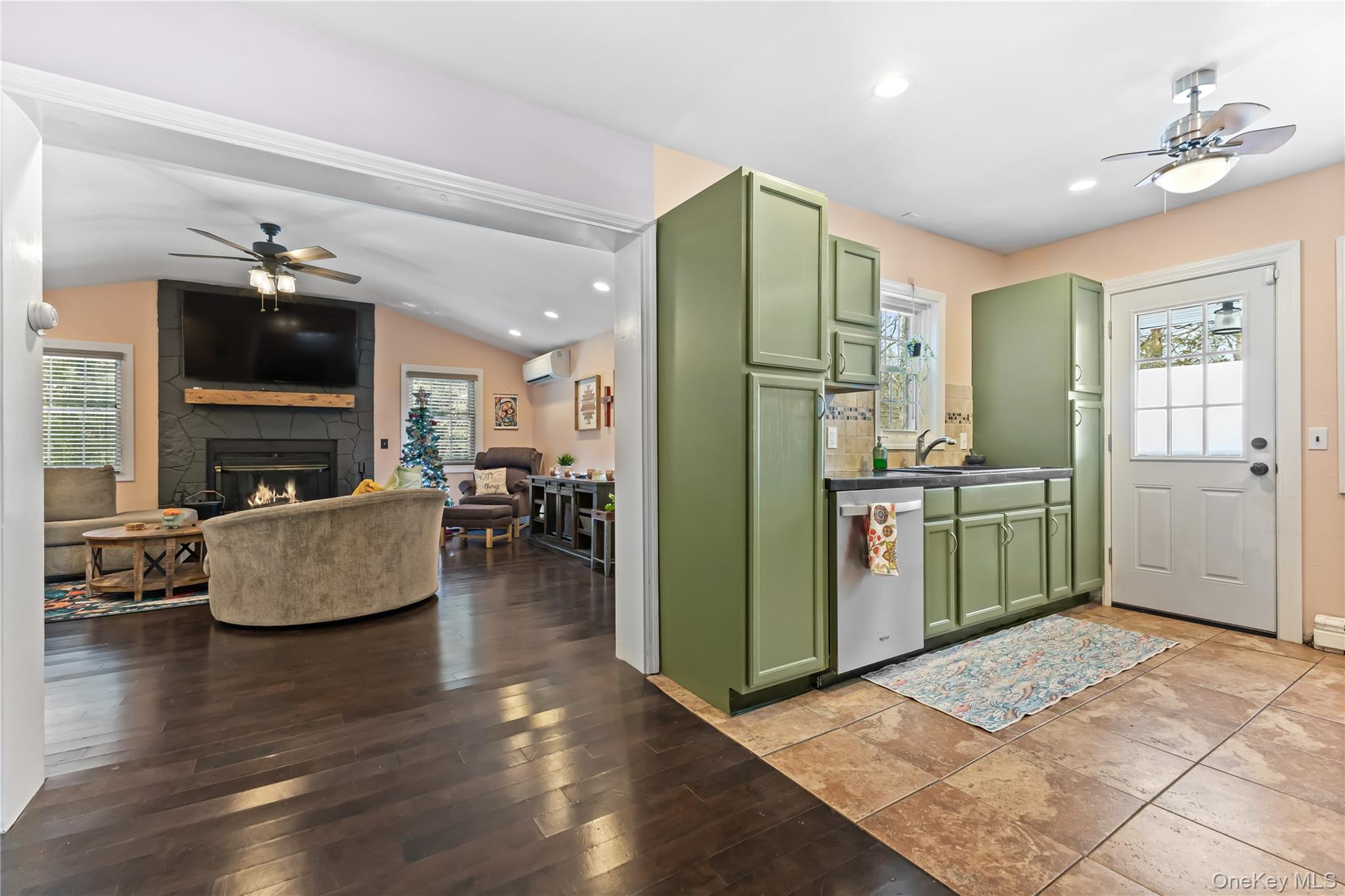 10 Helin Road Hopewell Junction, NY 12533 - Photo 14 of 35 Wide hallway showing kitchen and family room
