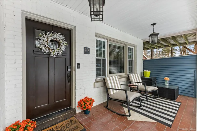 $565,000 | 10 Helin Road, Hopewell Junction, NY 12533