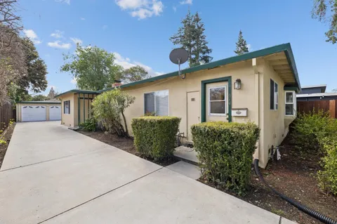 $2,575,000 | 674 Bryson Avenue, Palo Alto, CA 94306