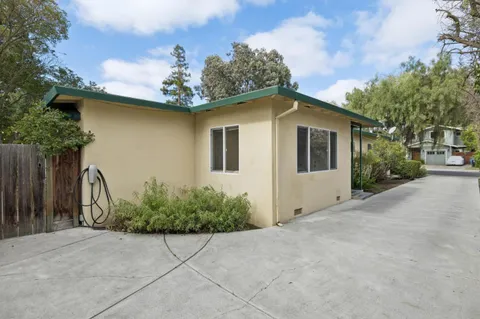$2,575,000 | 674 Bryson Avenue, Palo Alto, CA 94306