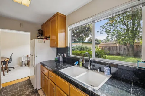 $2,575,000 | 674 Bryson Avenue, Palo Alto, CA 94306